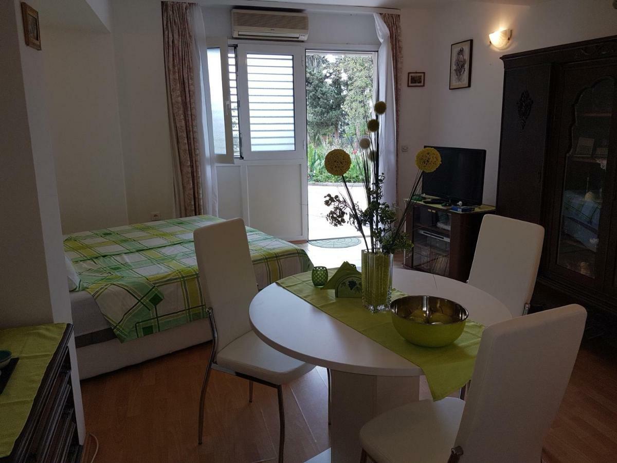 Apartment Lju On The Beach Split Kültér fotó